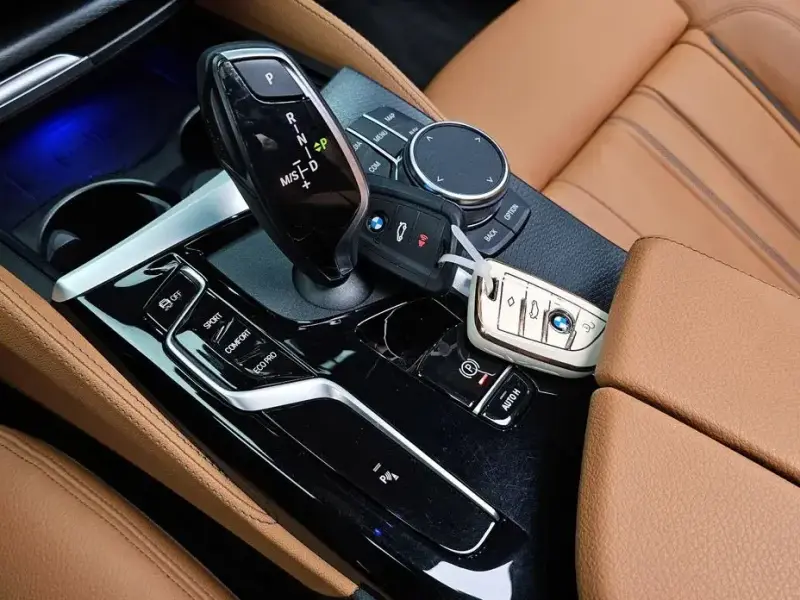 2022 BMW 5 серии с пробегом 31 890 км