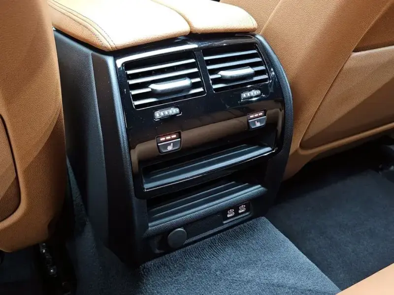 2022 BMW 5 серии с пробегом 31 890 км