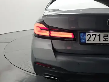 2022 BMW 5 серии с пробегом 31 890 км