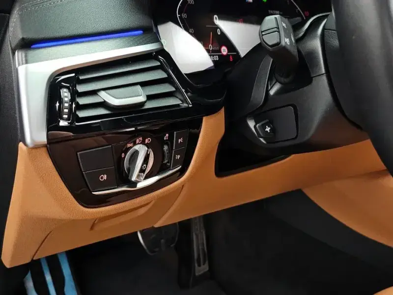 2022 BMW 5 серии с пробегом 31 890 км