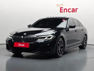 2022 BMW 5 серии с пробегом 58 036 км