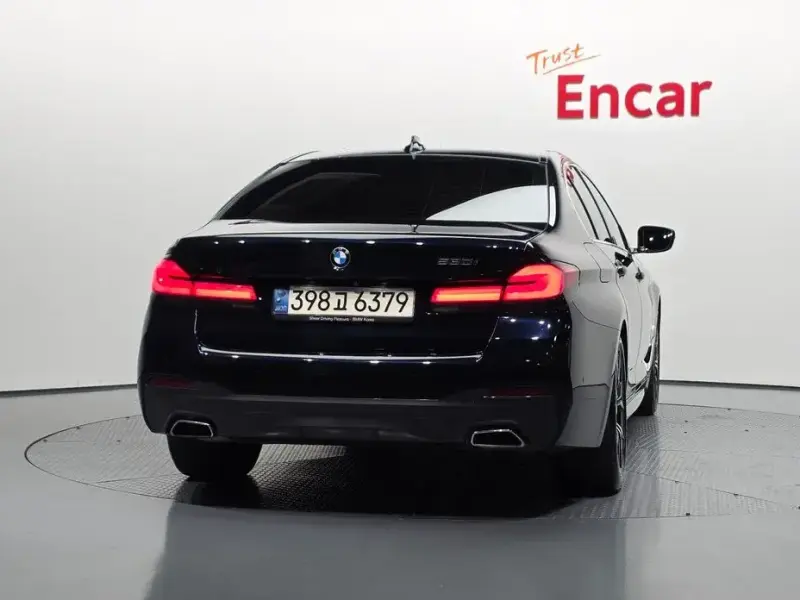 2022 BMW 5 серии с пробегом 58 036 км