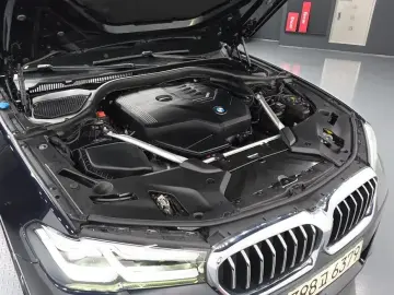 2022 BMW 5 серии с пробегом 58 036 км