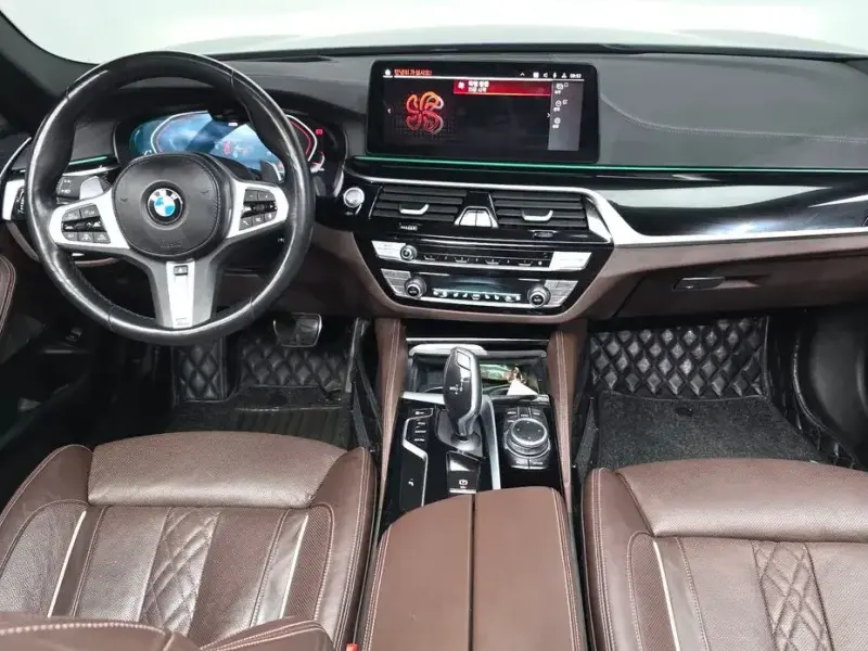 2022 BMW 5 серии с пробегом 58 036 км