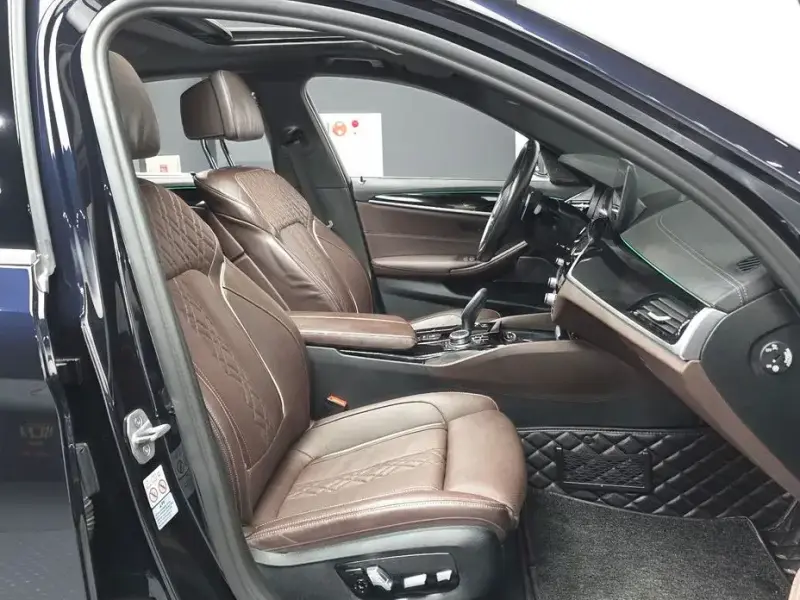 2022 BMW 5 серии с пробегом 58 036 км