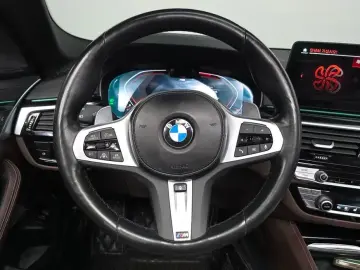 2022 BMW 5 серии с пробегом 58 036 км
