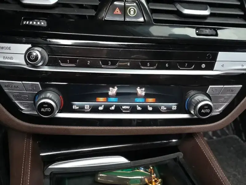 2022 BMW 5 серии с пробегом 58 036 км