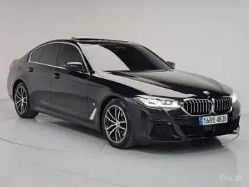 2022 BMW 5 серии с пробегом 61 637 км