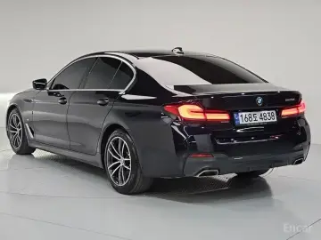 2022 BMW 5 серии с пробегом 61 637 км