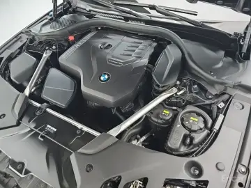 2022 BMW 5 серии с пробегом 61 637 км