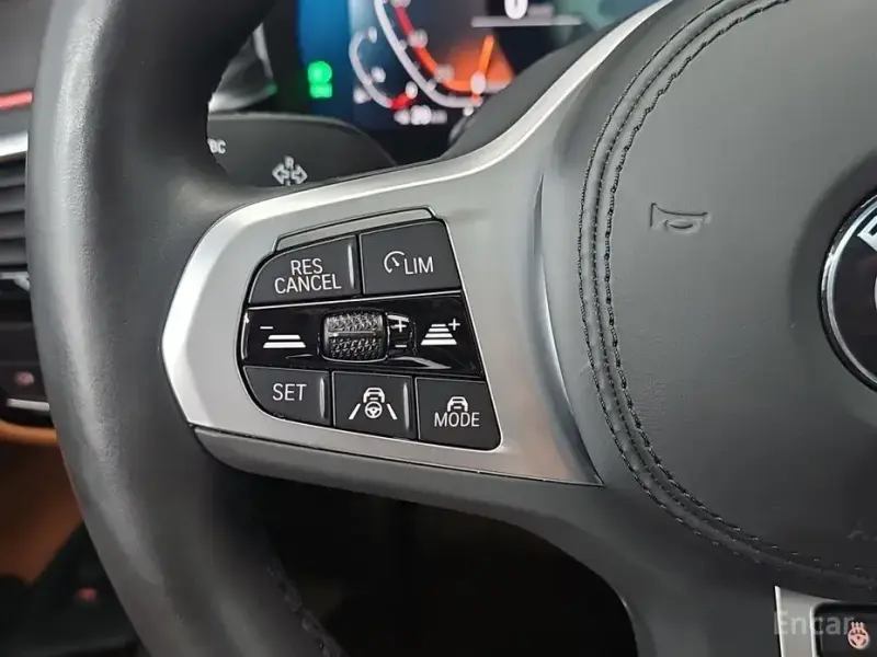 2022 BMW 5 серии с пробегом 61 637 км