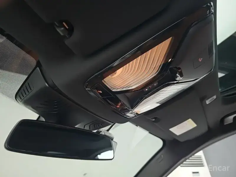 2022 BMW 5 серии с пробегом 61 637 км