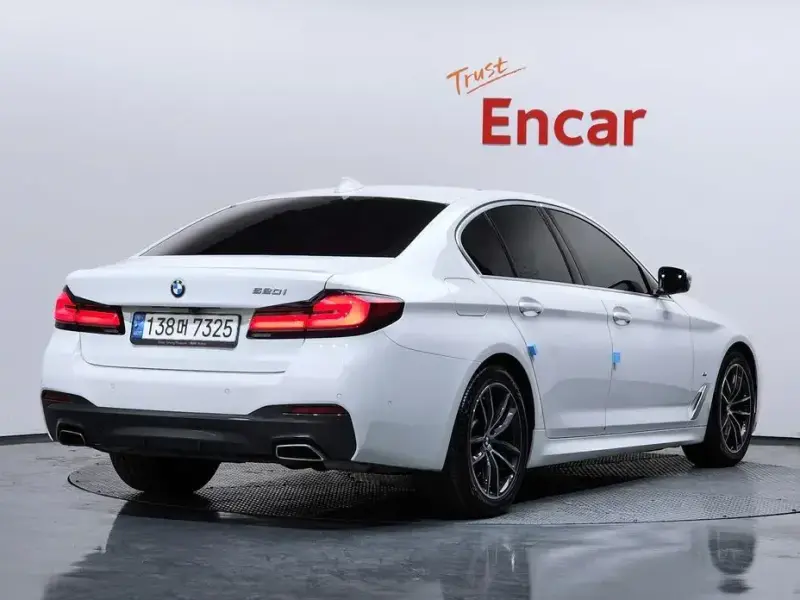 2022 BMW 5 серии с пробегом 85 106 км