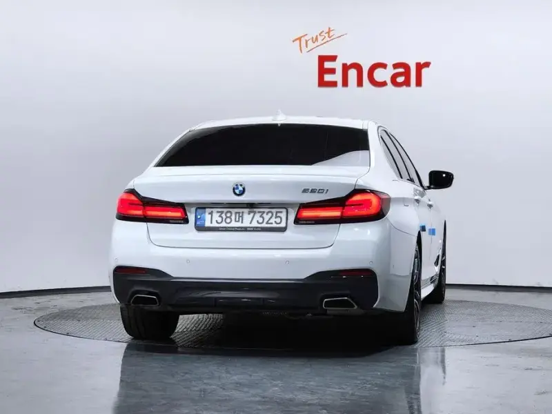 2022 BMW 5 серии с пробегом 85 106 км