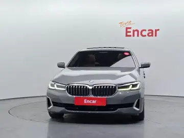 2022 BMW 5 серии с пробегом 55 929 км