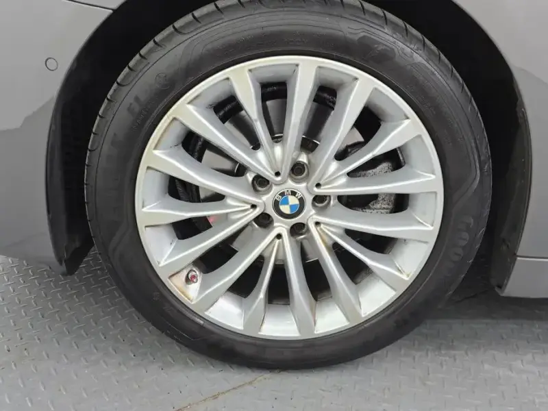 2022 BMW 5 серии с пробегом 55 929 км