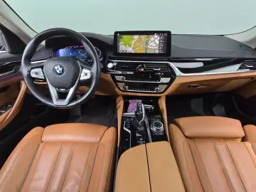 2022 BMW 5 серии с пробегом 55 929 км