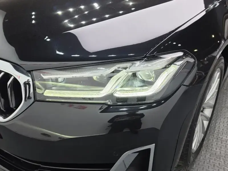 2022 BMW 5 серии с пробегом 71 987 км