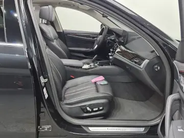 2022 BMW 5 серии с пробегом 71 987 км
