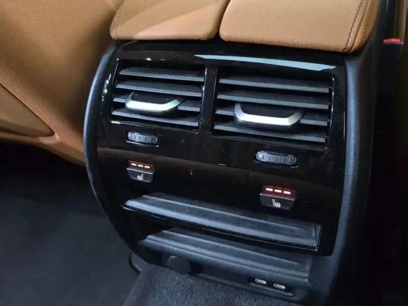 2022 BMW 5 серии с пробегом 55 929 км