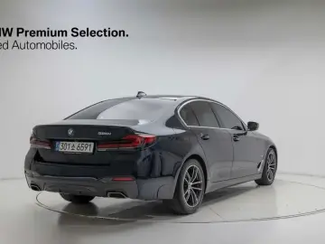 2022 BMW 5 серии с пробегом 68 354 км