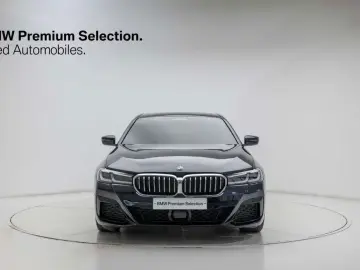 2022 BMW 5 серии с пробегом 68 354 км