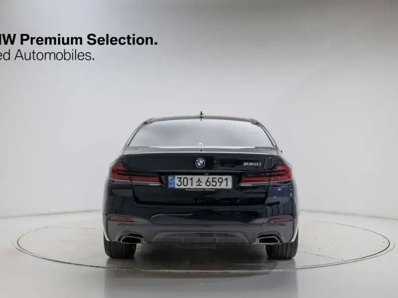 2022 BMW 5 серии с пробегом 68 354 км