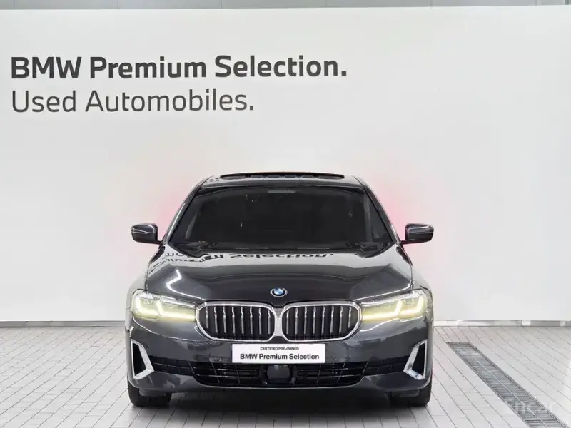 2022 BMW 5 серии с пробегом 43 640 км