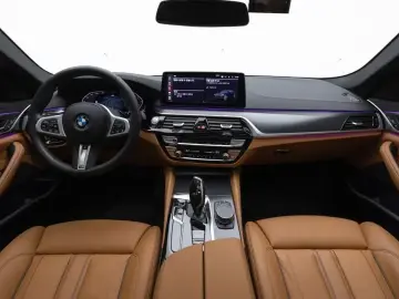 2022 BMW 5 серии с пробегом 68 354 км