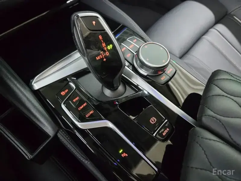 2022 BMW 5 серии с пробегом 43 640 км