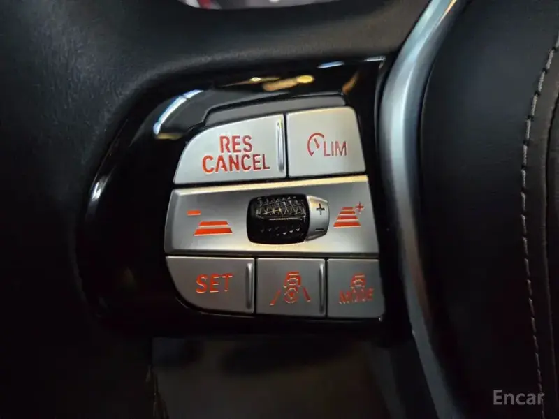 2022 BMW 5 серии с пробегом 43 640 км