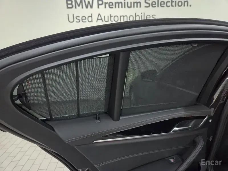 2022 BMW 5 серии с пробегом 43 640 км