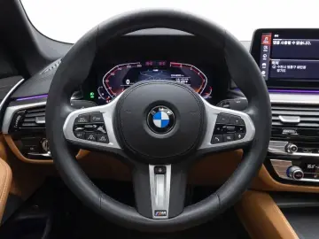 2022 BMW 5 серии с пробегом 68 354 км