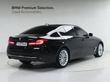 2022 BMW 5 серии с пробегом 75 607 км