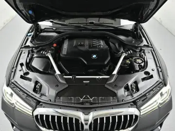 2022 BMW 5 серии с пробегом 78 087 км