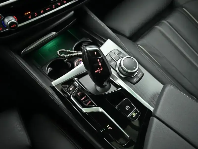 2022 BMW 5 серии с пробегом 78 087 км
