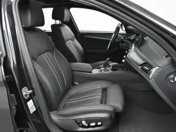 2022 BMW 5 серии с пробегом 78 087 км