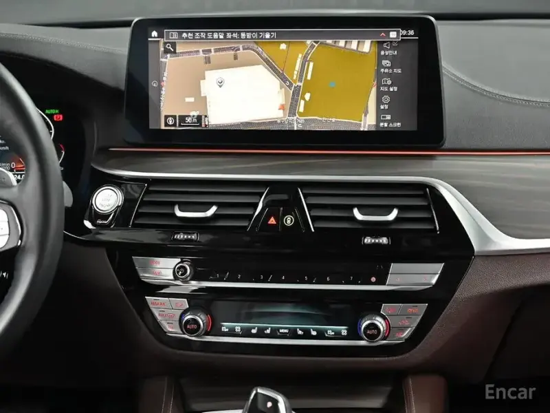 2022 BMW 5 серии с пробегом 75 607 км