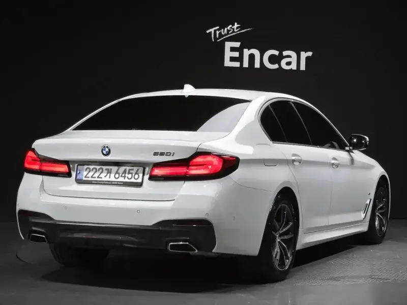 2022 BMW 5 серии с пробегом 29 455 км