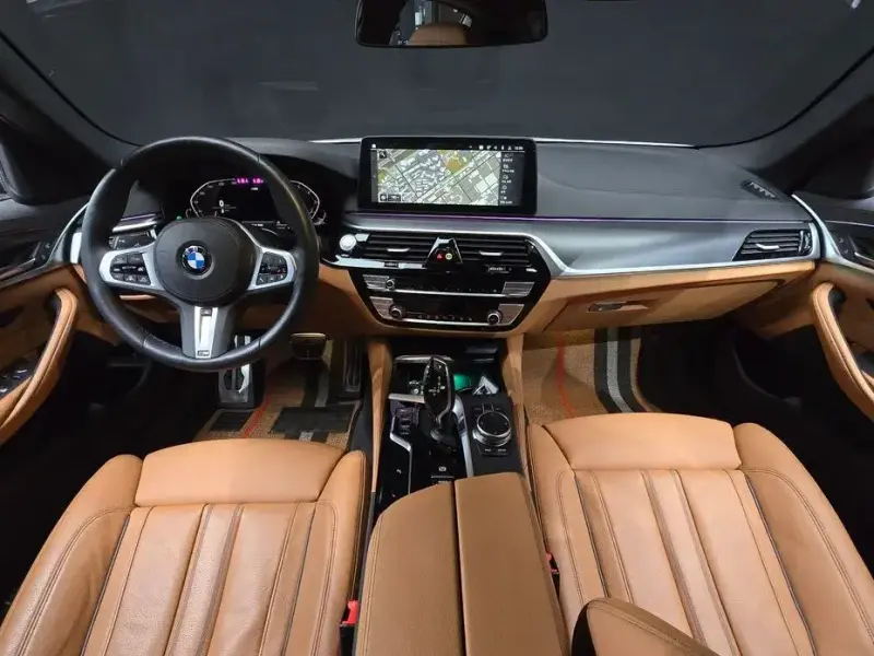 2022 BMW 5 серии с пробегом 29 455 км