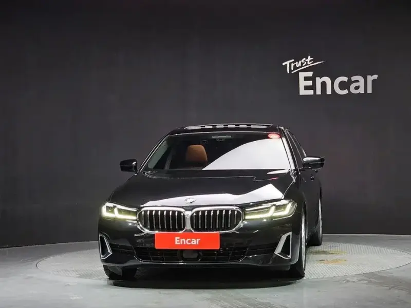 2022 BMW 5 серии с пробегом 46 368 км