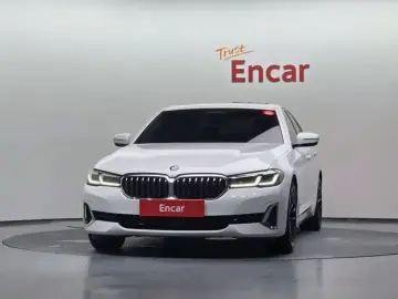 2022 BMW 5 серии с пробегом 62 358 км