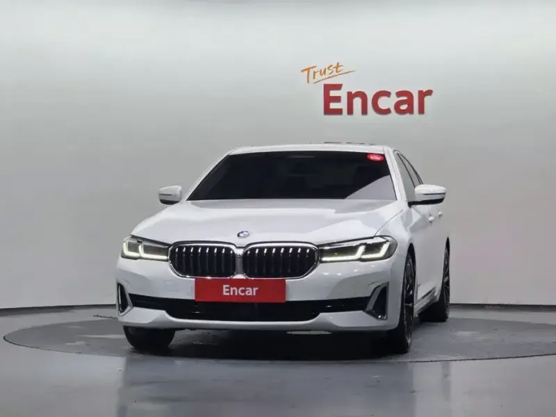 2022 BMW 5 серии с пробегом 62 358 км