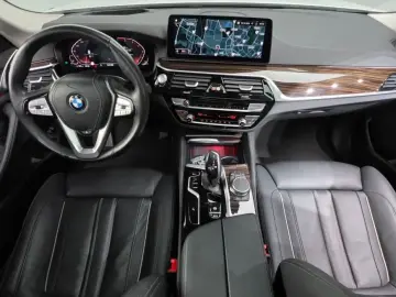 2022 BMW 5 серии с пробегом 62 358 км