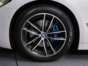 2022 BMW 5 серии с пробегом 52 502 км