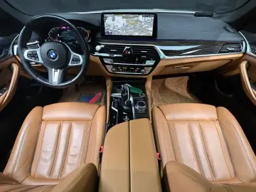 2022 BMW 5 серии с пробегом 52 502 км