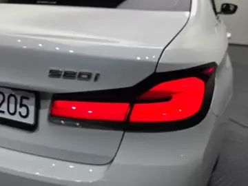 2022 BMW 5 серии с пробегом 62 358 км