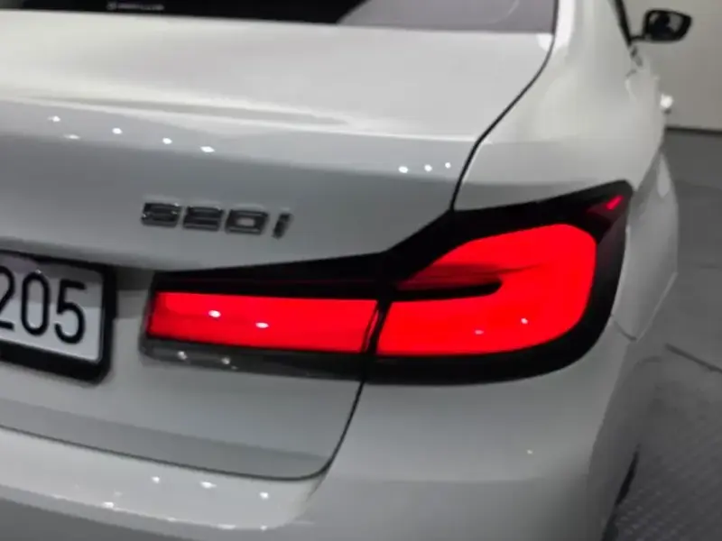 2022 BMW 5 серии с пробегом 62 358 км