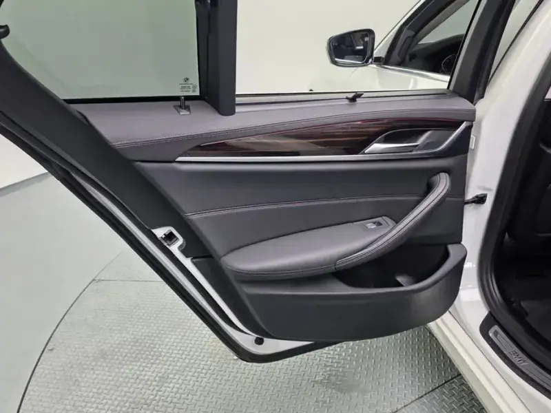 2022 BMW 5 серии с пробегом 62 358 км
