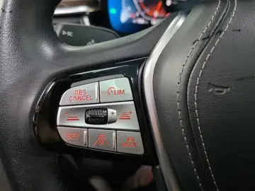 2022 BMW 5 серии с пробегом 62 358 км